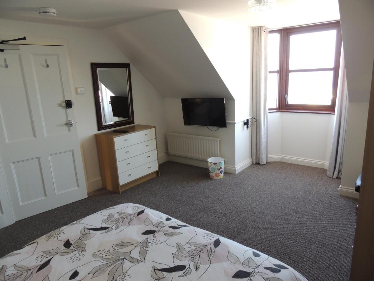 5a Union Road * Macduff