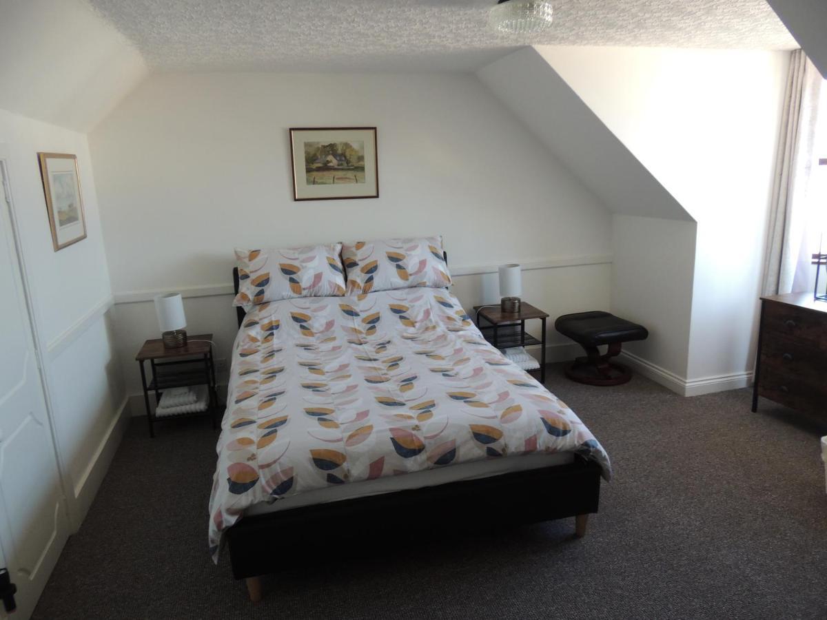 5a Union Road Apartment *